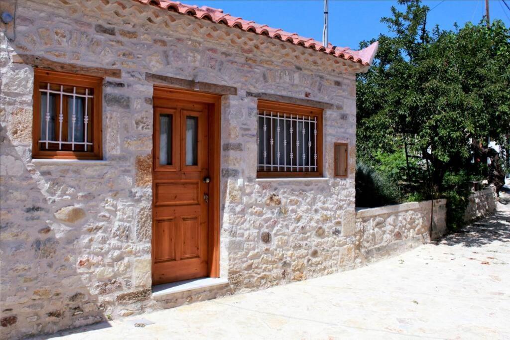 Traditional Stone House At Great Location Apartment Koroni  Exterior photo